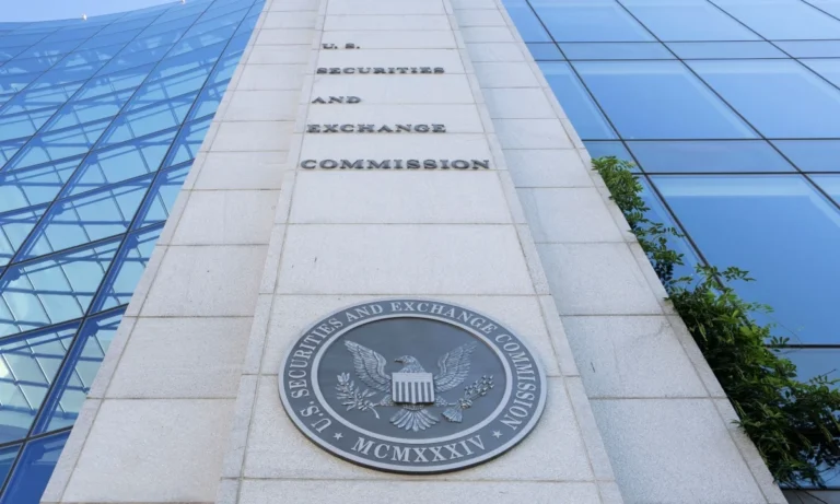 SEC Intensifies Scrutiny of Private Equity "Continuation Vehicles" Amid Rising Market Risks