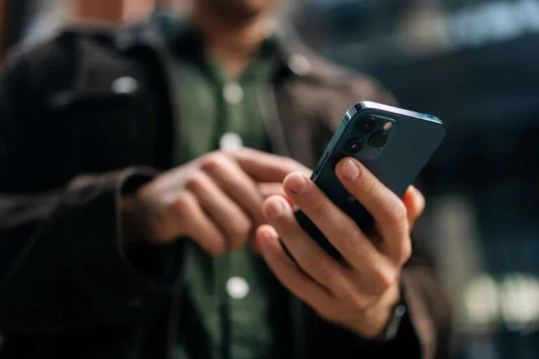 The Illinois Digital Quagmire: A Deep Dive into the State’s Flawed New Social Media Tax