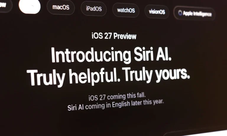 Apple Unveils Reimagined Siri AI: A New Era of Personal Computing, Privacy, and Global Regulatory Hurdles